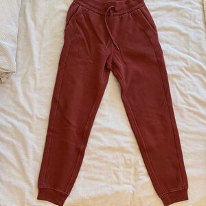 lululemon Scuba High Rise Jogger